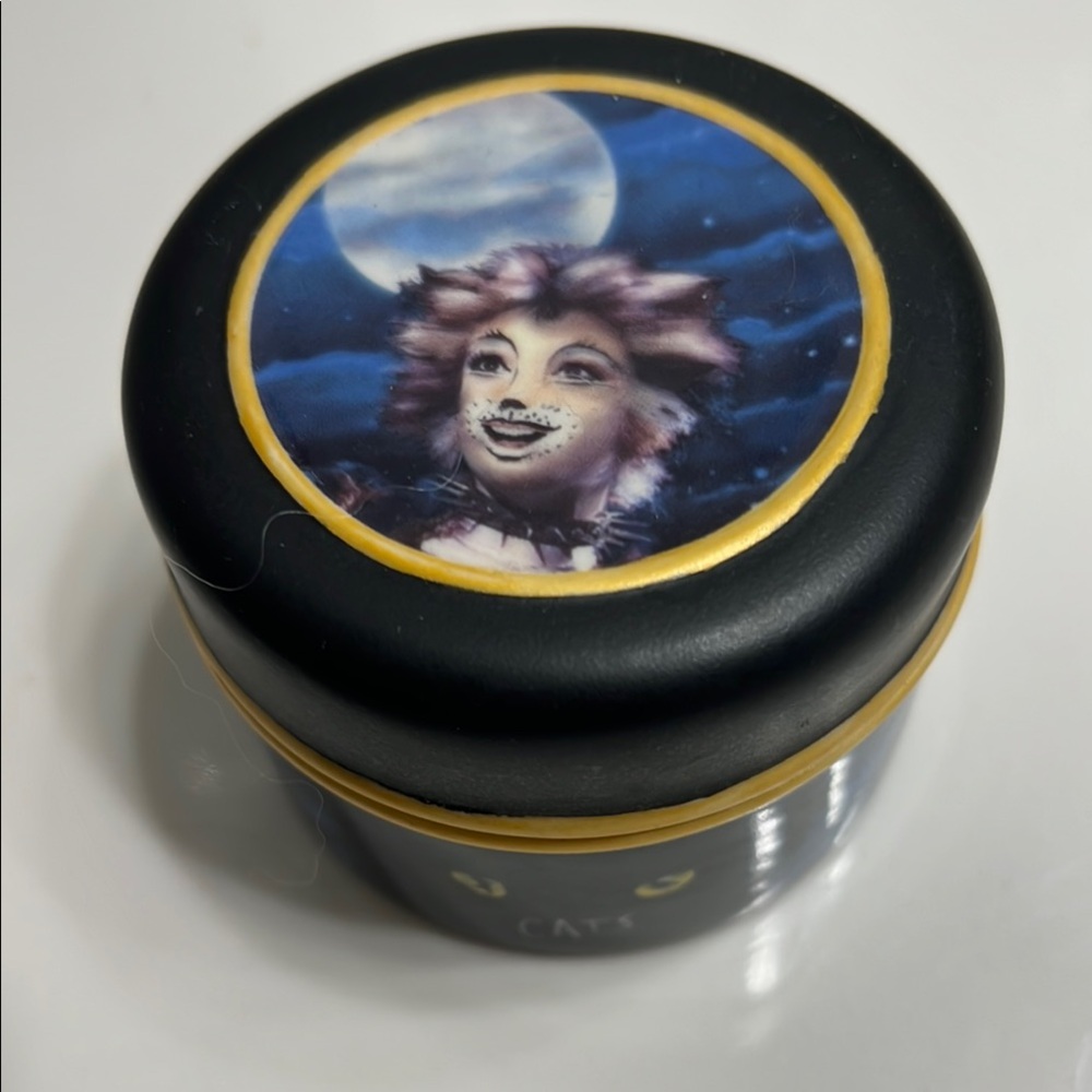 Cats βMemoriesβ Music Box, Vintage, from San Francisco Music Box Company EUC